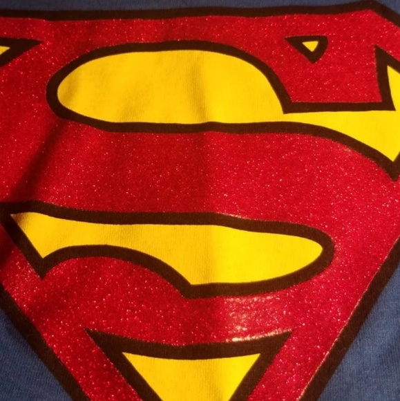 Supergirl T-shirt with Cape Large - Picture 3 of 4